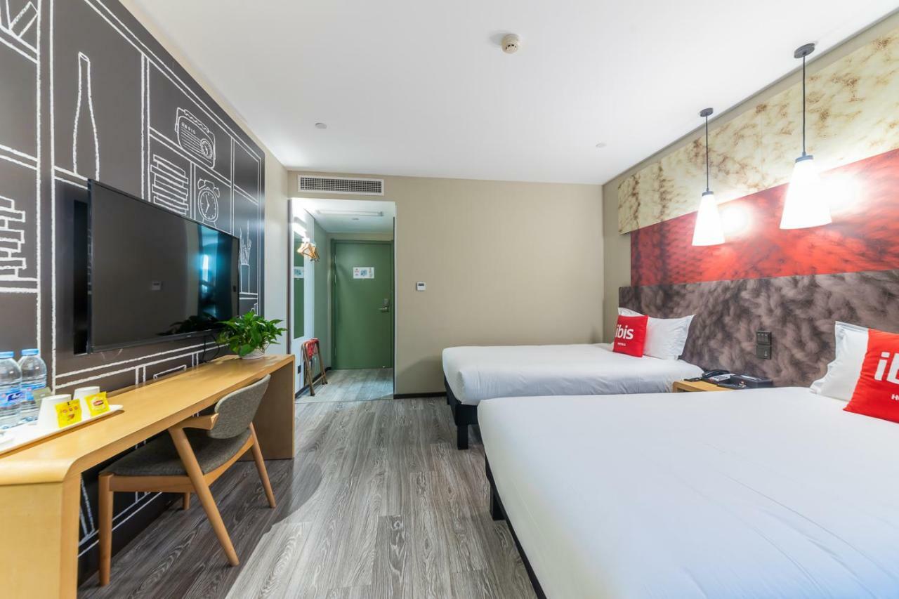 Ibis Chongqing Jiefangbei Pedestrian Street Hotel מראה חיצוני תמונה